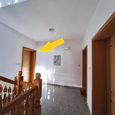 Apartman Oliver *