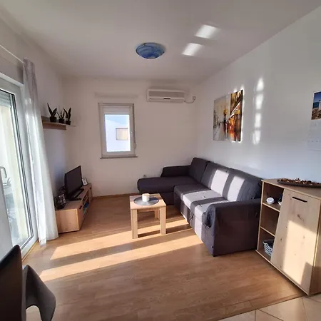 Oliver Apartment Medulin